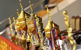 英超官方详解取消曼联被判点球理由！名宿怒斥一罪人，免费都不要