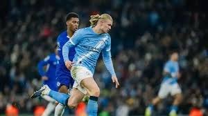 合肥狂风在CBA杯赛中以97-80击败江苏肯帝亚，创NBL首次大胜CBA球队纪录，引发热议。